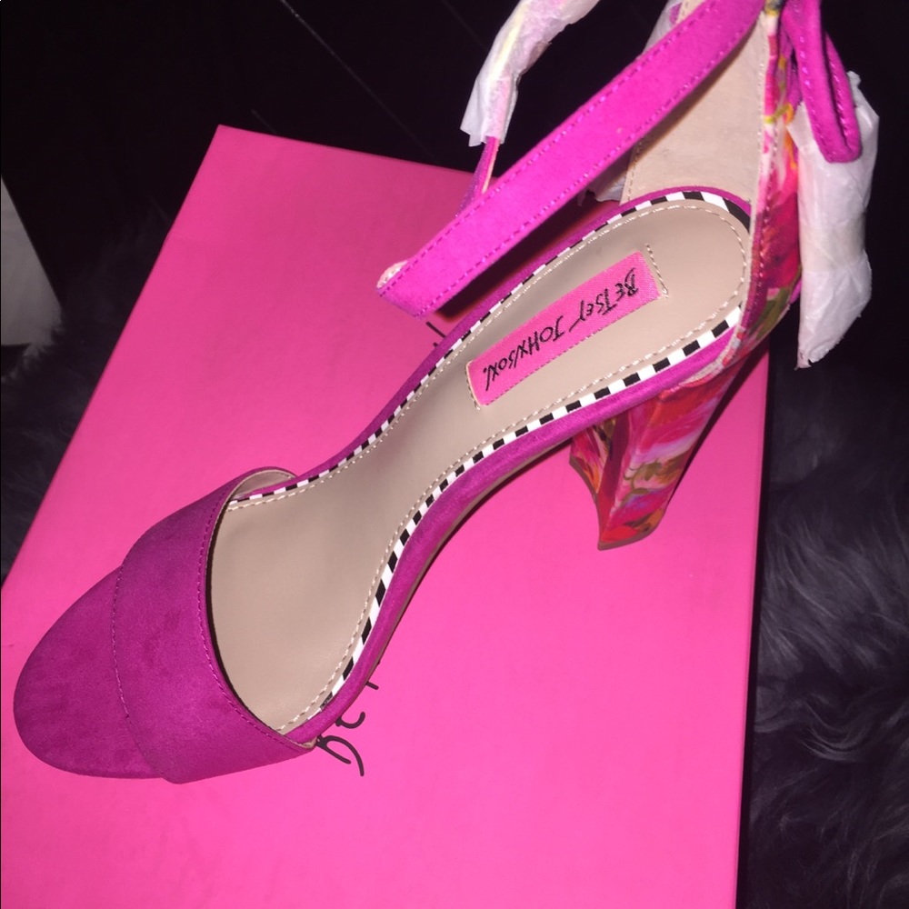 Betsey Johnson sandals